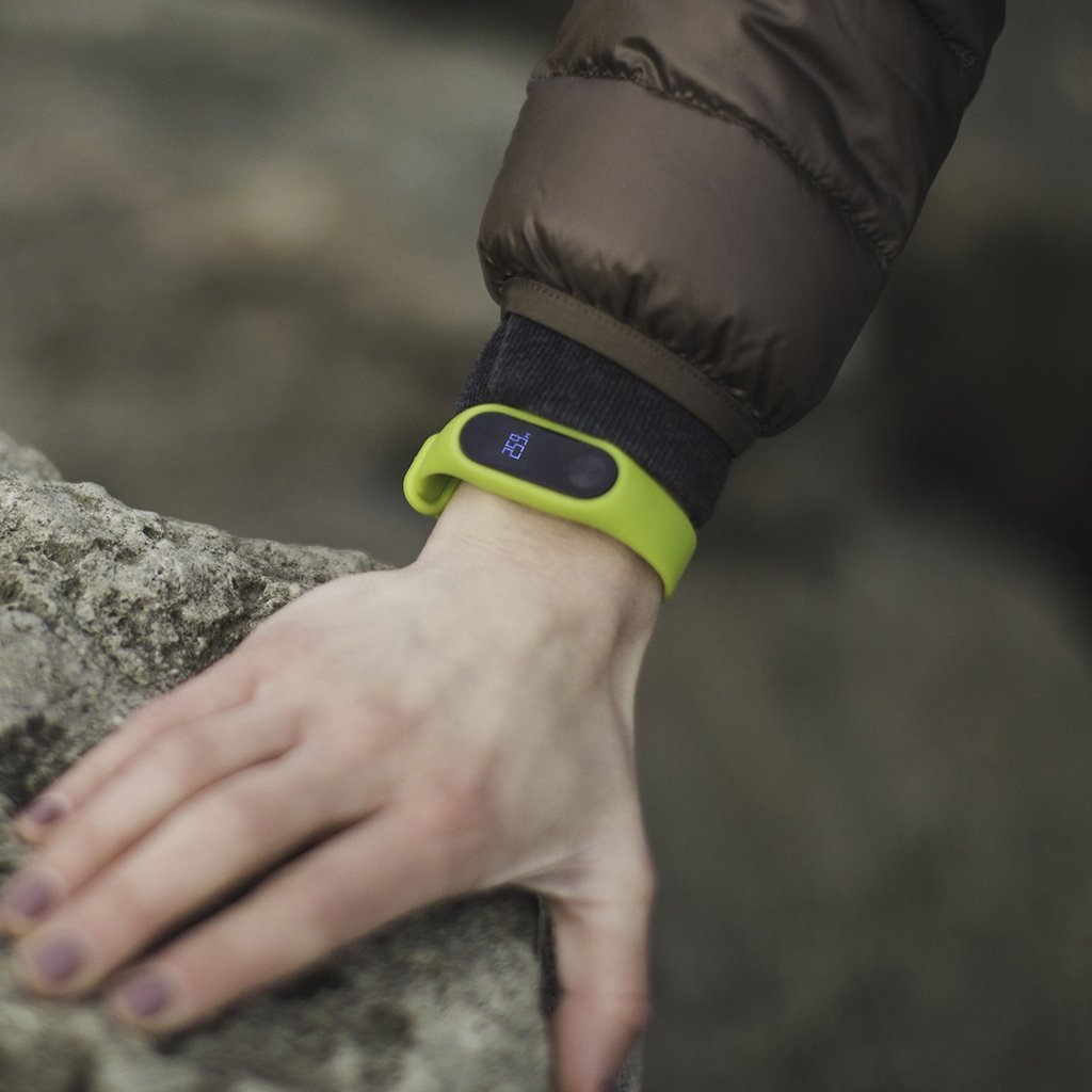 Fitness Tracker No Emf at Evelyn Cadogan blog