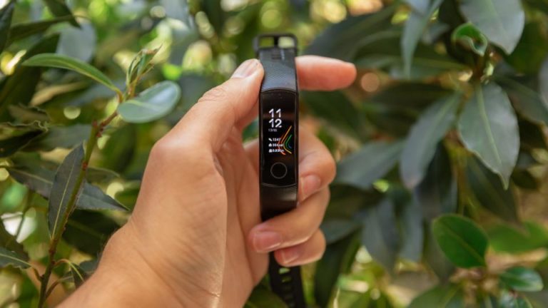 best fitness tracker with oxygen monitor