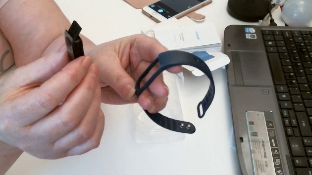 Fitness Tracker Charging Instructions Wearable Fitness Trackers