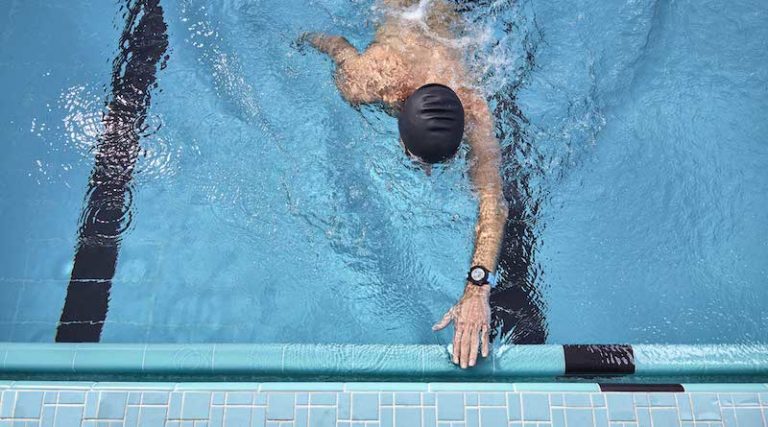 fitness tracker swimming 2018