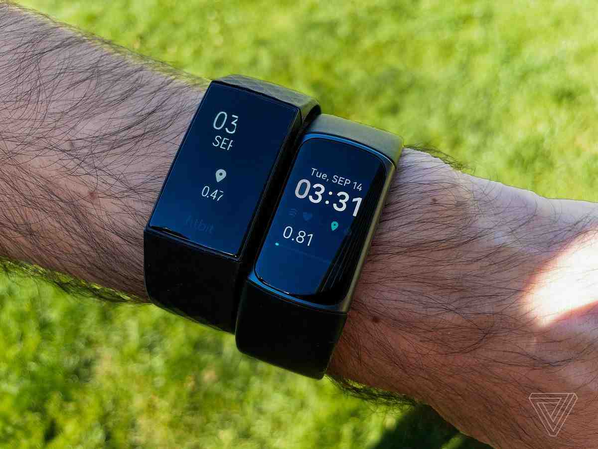 What’s the difference between a fitness tracker and a smartwatch