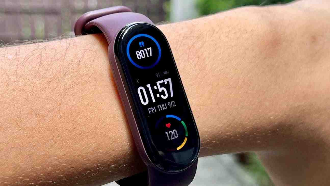 Which smartwatch is better than Fitbit Sense?