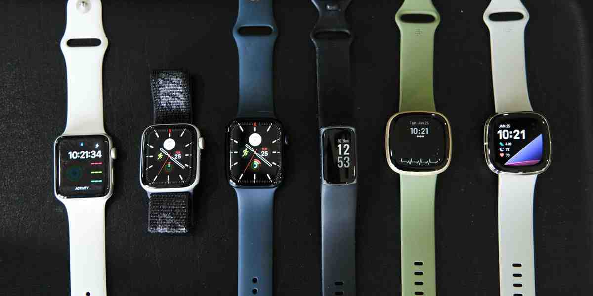 What's the difference between a smartwatch and a Fitbit?