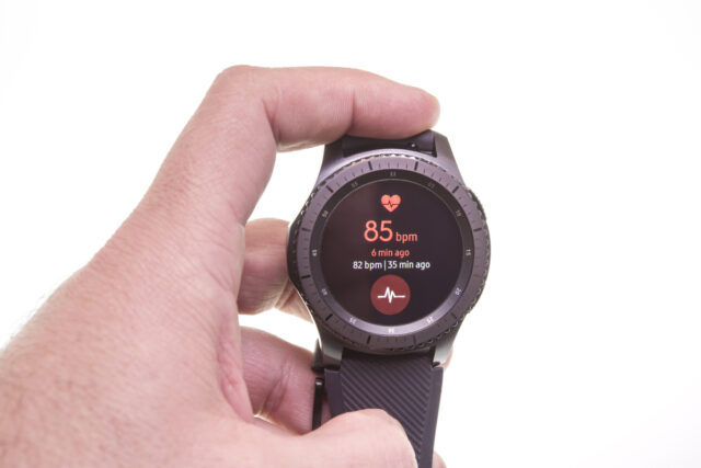 Samsung Galaxy Watch Fitness Tracking